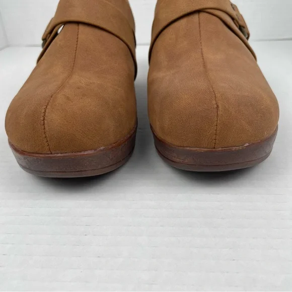 BOC Comfort Clogs Women’s 7 M Brown Slip on Mules Heeled Buckle Accent Coastal - Picture 4 of 14